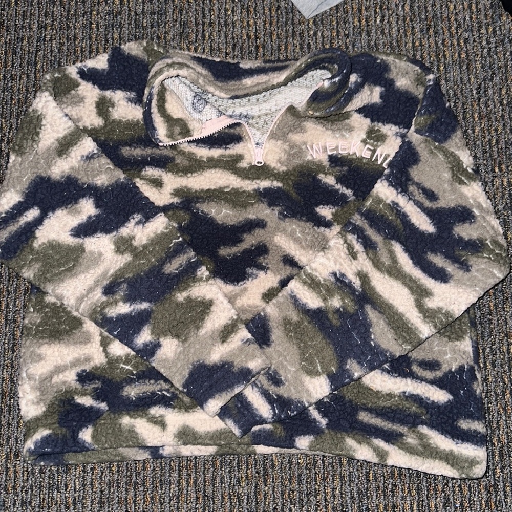 Camo sherpa quarter zip